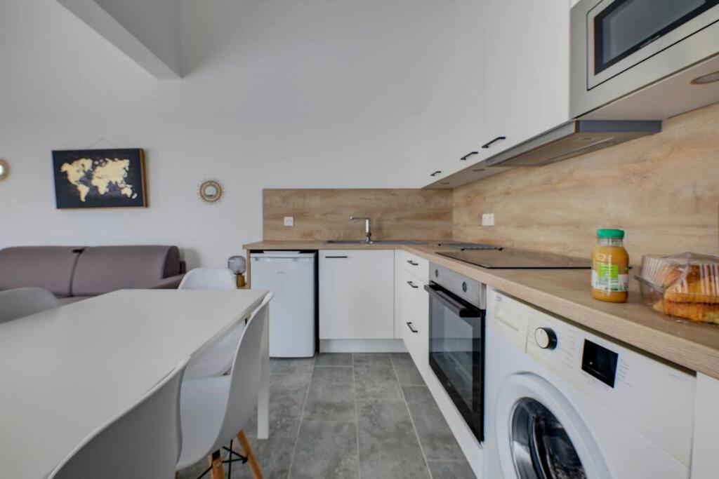 Les Forges Fond Apartman Avoine Kültér fotó
