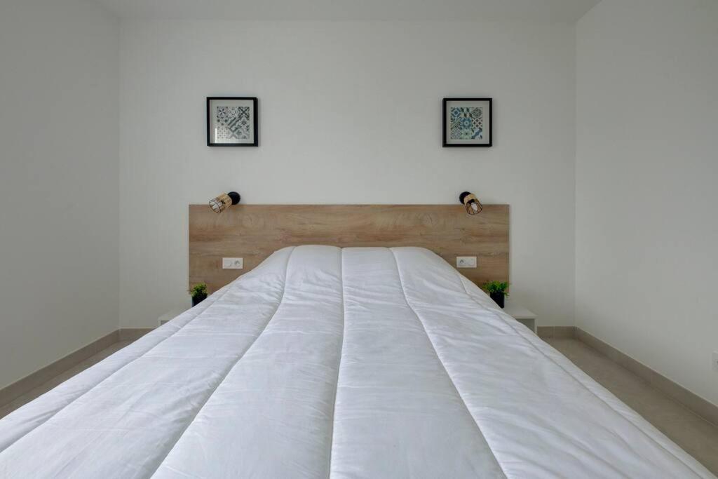 Les Forges Fond Apartman Avoine Kültér fotó