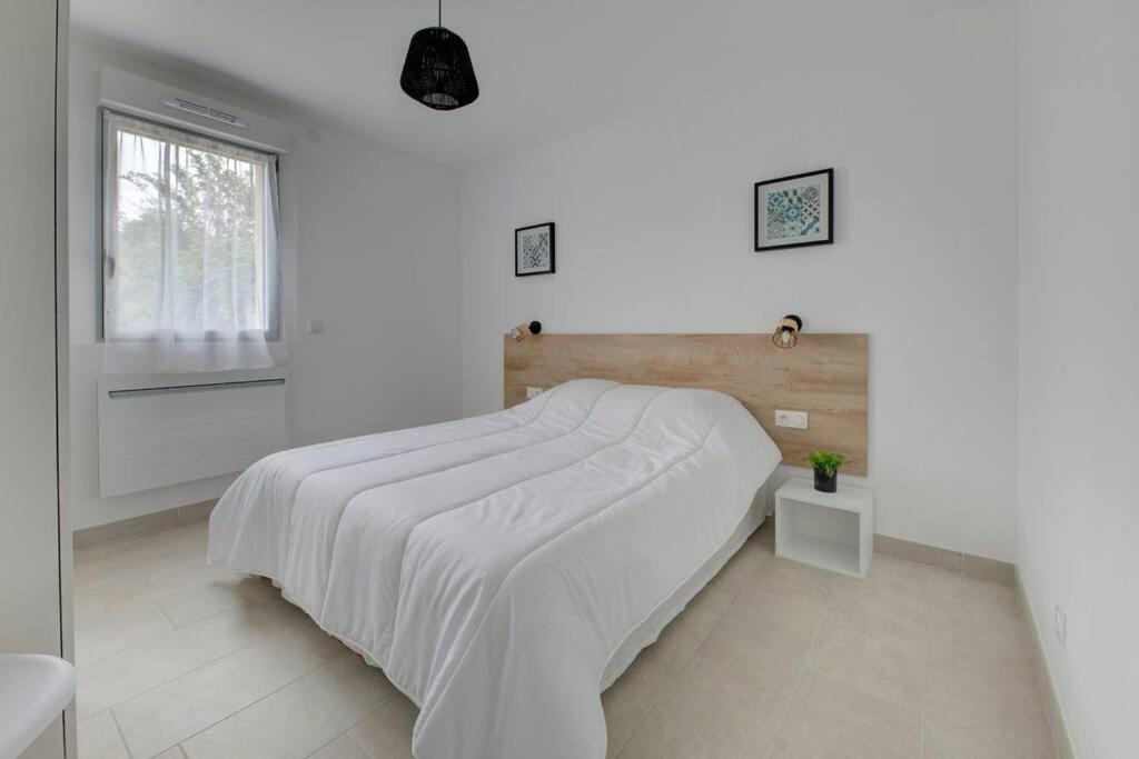 Les Forges Fond Apartman Avoine Kültér fotó